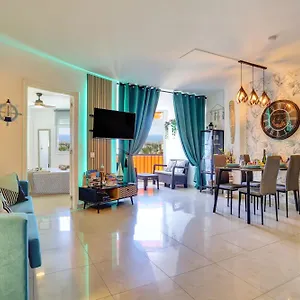 Luxory Dreamy Sunset, Seafront, Direct Access To The Promenade,wifi,pool,free Parking Los Cristianos (Tenerife)